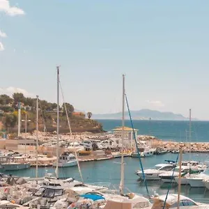 200m De La ,3mn Du Port à 50m Du Centre , Carry-le-Rouet France